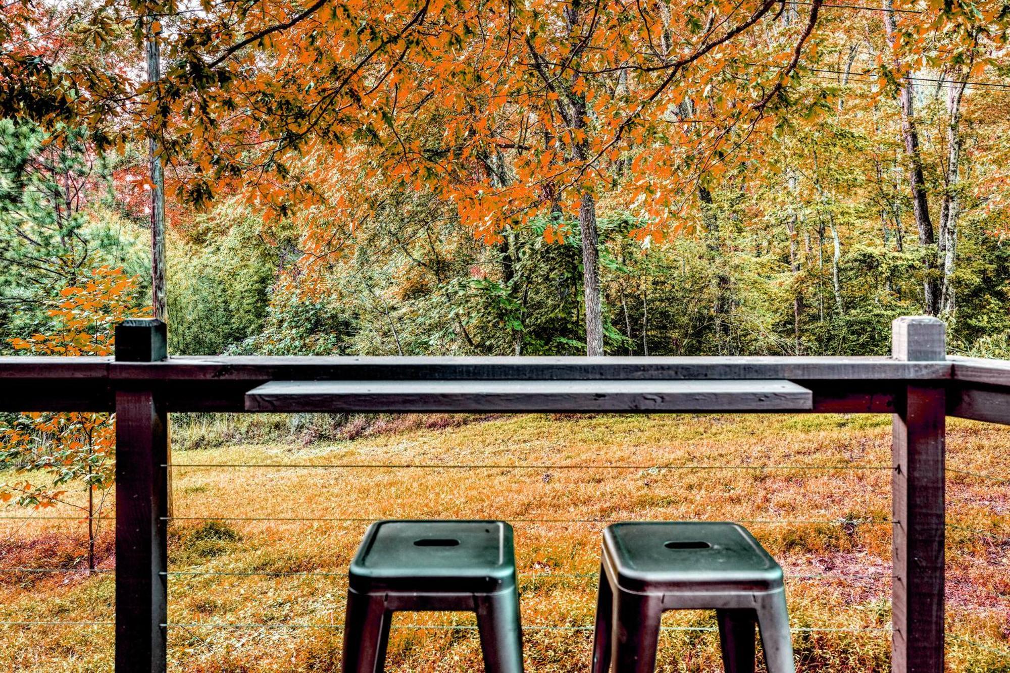 Couples Retreat: King Bed:Hot Tub:Firepit & More Blue Ridge Exteriör bild